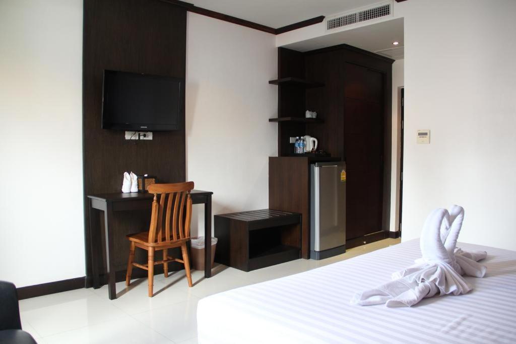 Patong Sri Boutique Hotel מראה חיצוני תמונה