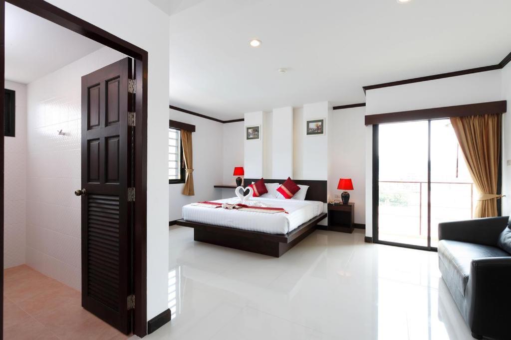Patong Sri Boutique Hotel מראה חיצוני תמונה