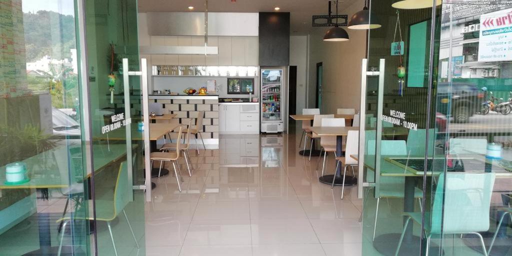 Patong Sri Boutique Hotel מראה חיצוני תמונה
