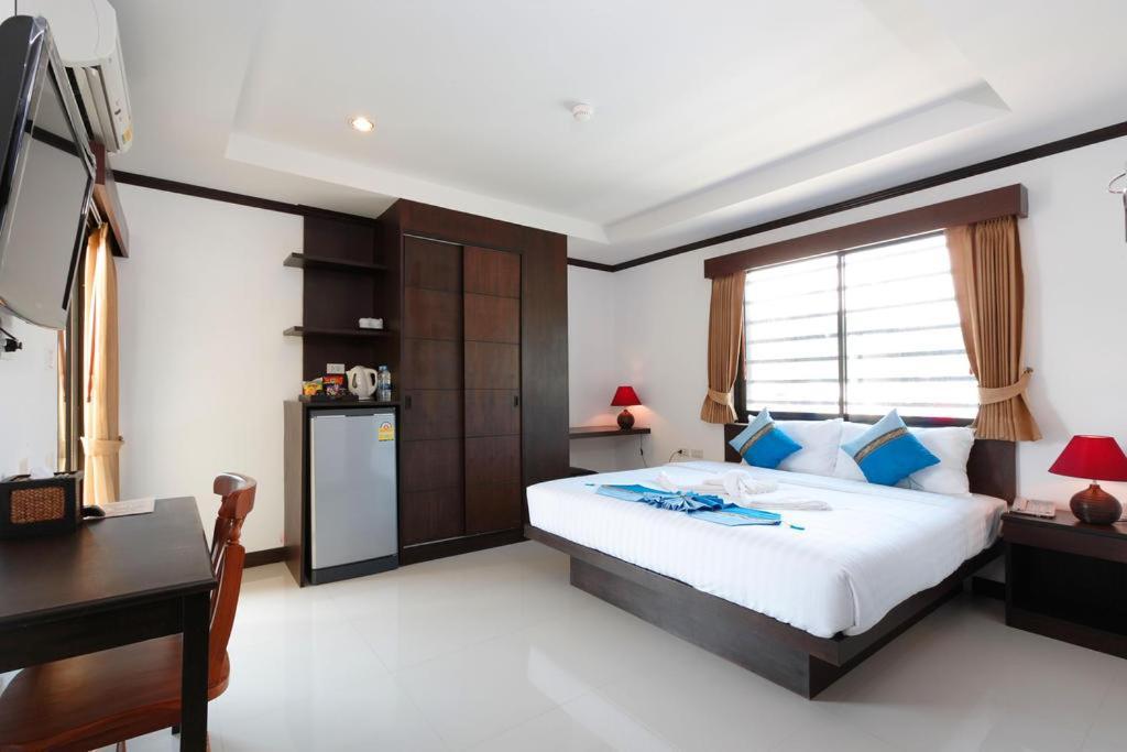 Patong Sri Boutique Hotel מראה חיצוני תמונה